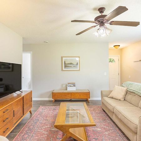 Cozy And Contemporary Villa 1 Mile From Gsu 斯泰茨伯勒 外观 照片