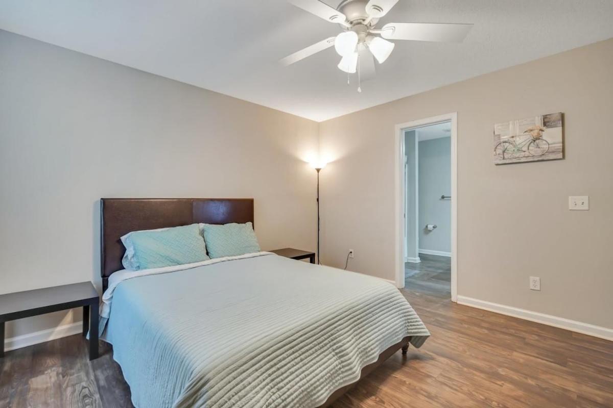 Cozy And Contemporary Villa 1 Mile From Gsu 斯泰茨伯勒 外观 照片